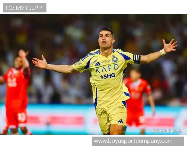 2025年全球球员收入榜揭晓C罗以239亿欧元高居第一梅西紧随其后